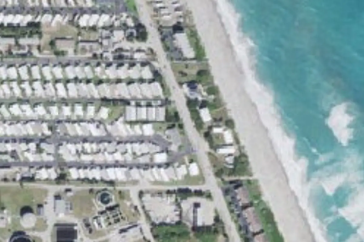 Aerial view of Melbourne Beach Mobile Park