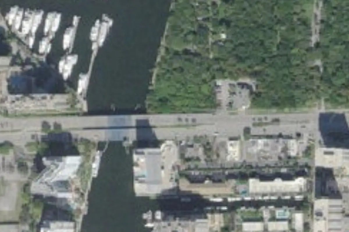 Aerial view of Hugh Taylor Birch State Park