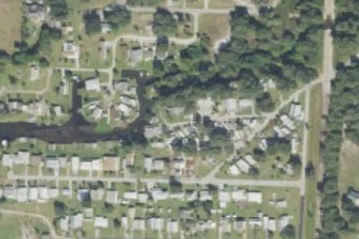 Aerial view of Peace River RV & Mobile Home Park