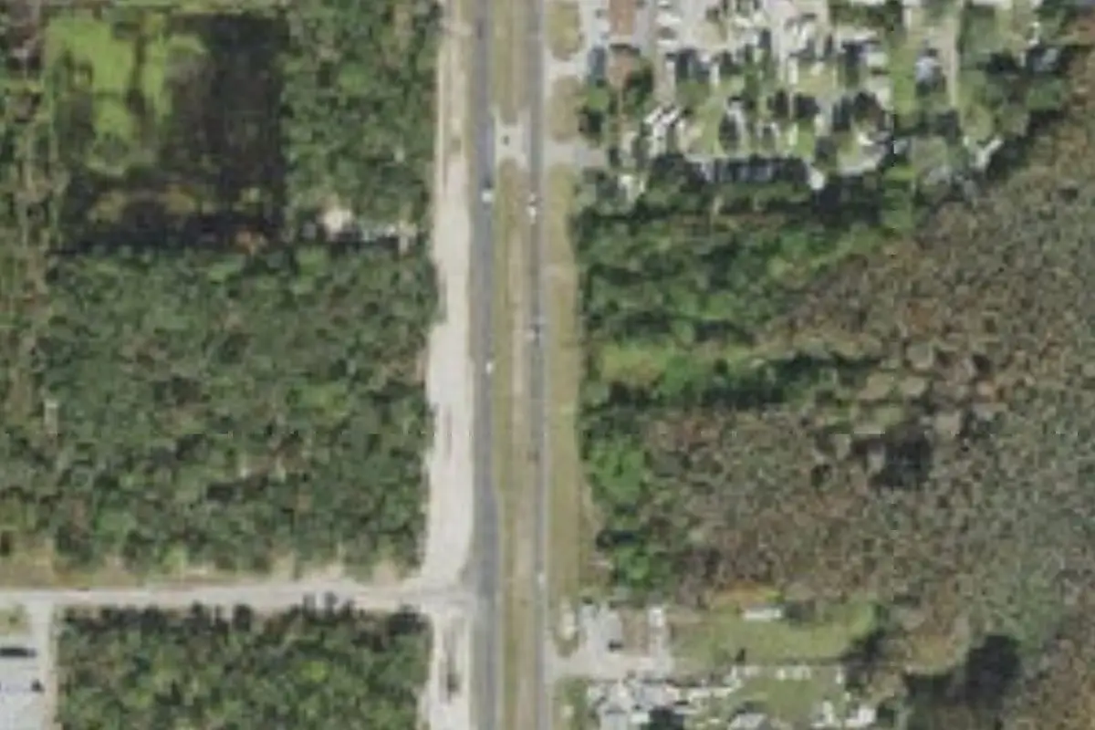 Aerial view of Cedar Breeze RV Park