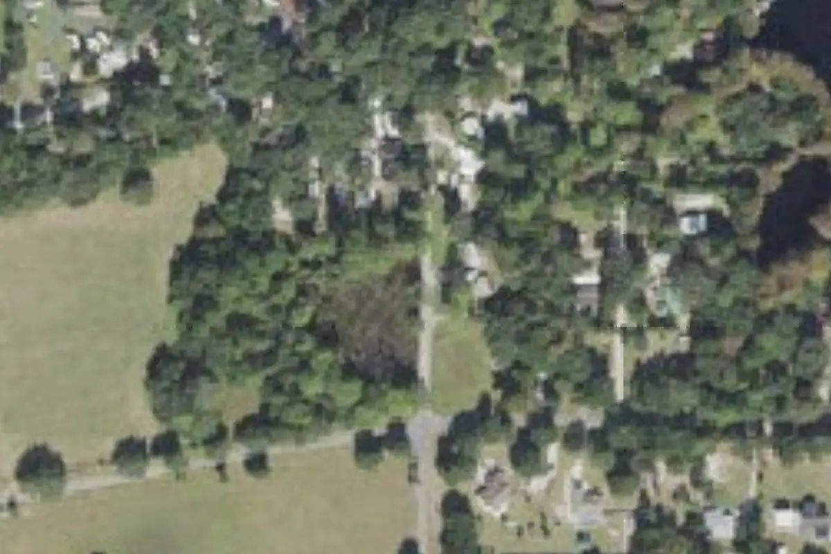 Aerial view of Lake Rousseau Resort 2