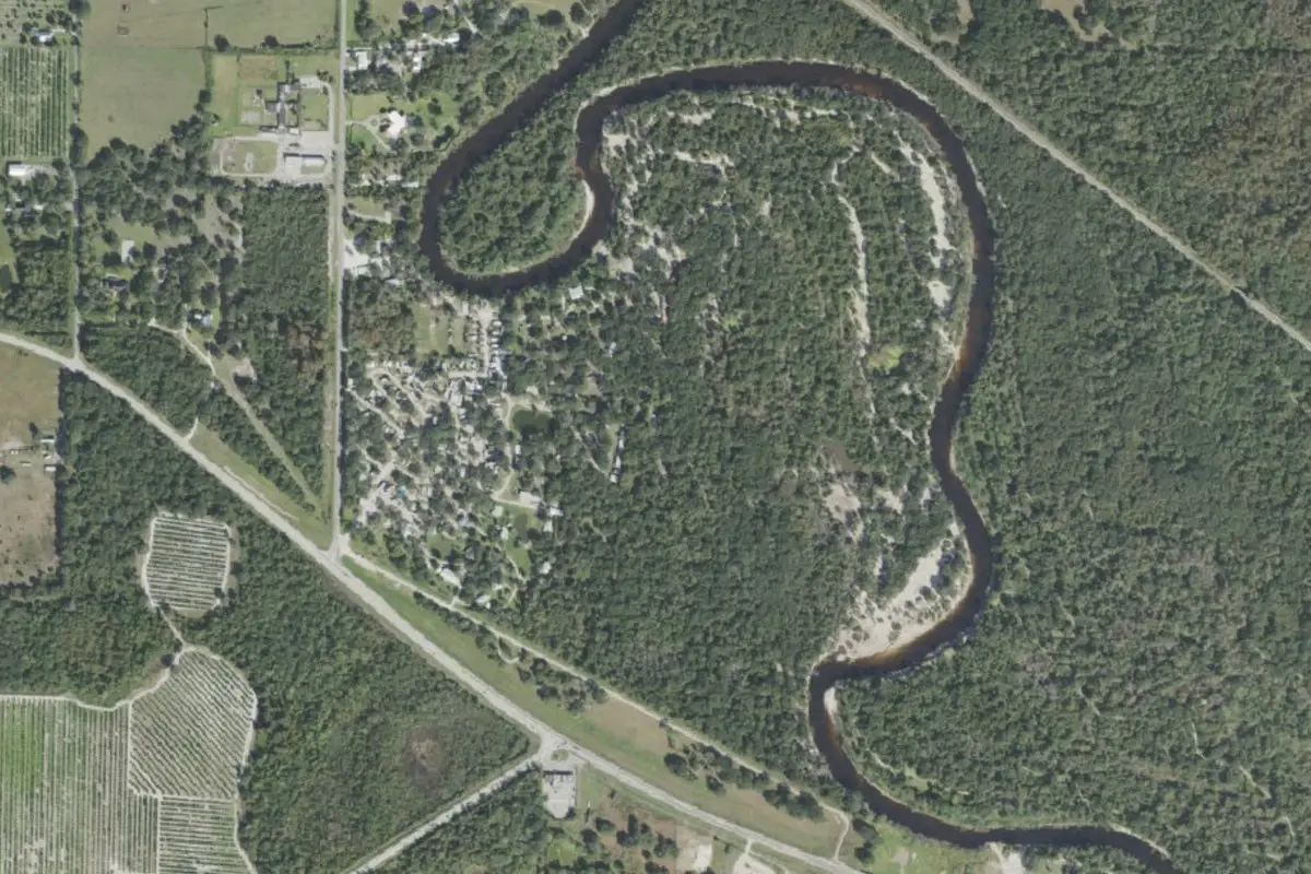 Aerial view of Peace River Campground