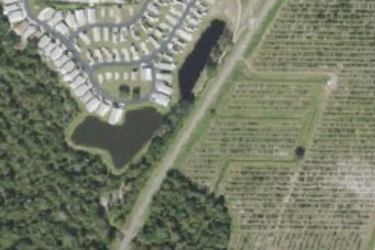 Aerial view of Cross Creek RV Resort