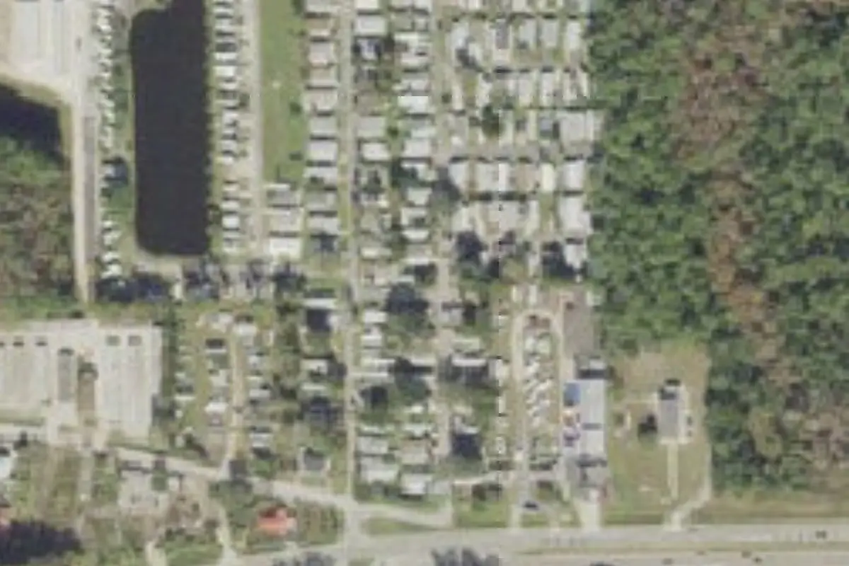 Aerial view of Palm Terrace Mobile Manor