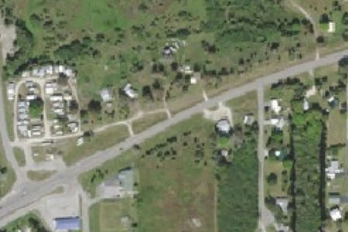 Aerial view of Lake Breeze RV Park