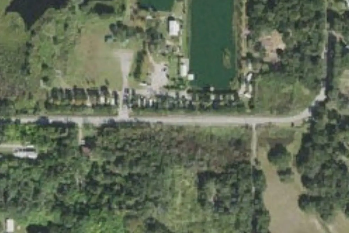 Aerial view of The Cove Tampa (The Cove Campground)