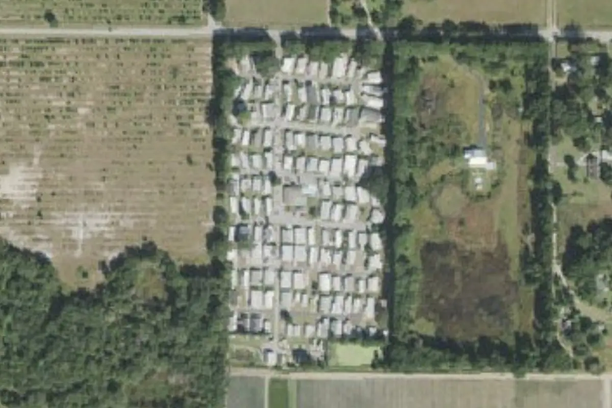 Aerial view of Windward Knoll Mobile Home Park