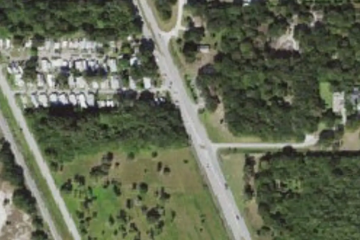 Aerial view of Palm Paradise Mobile Home Park