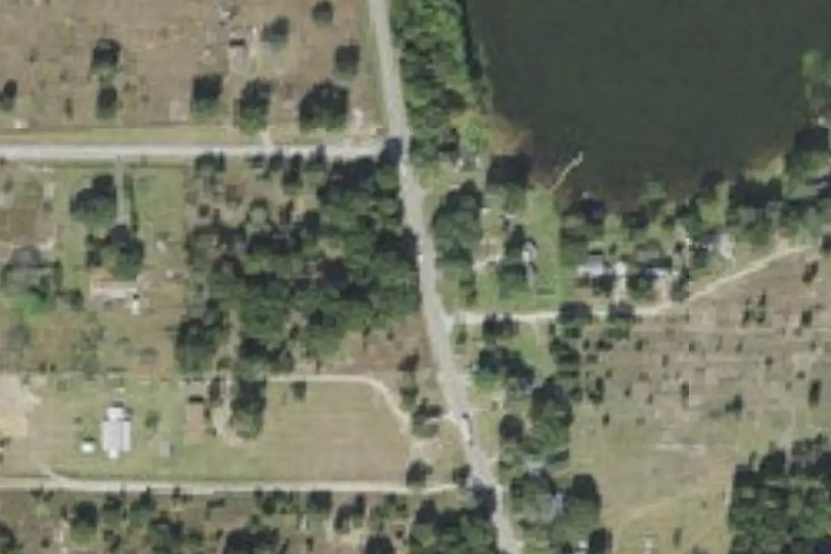Aerial view of Jack Travers Waterski School (Sunset Lakes)