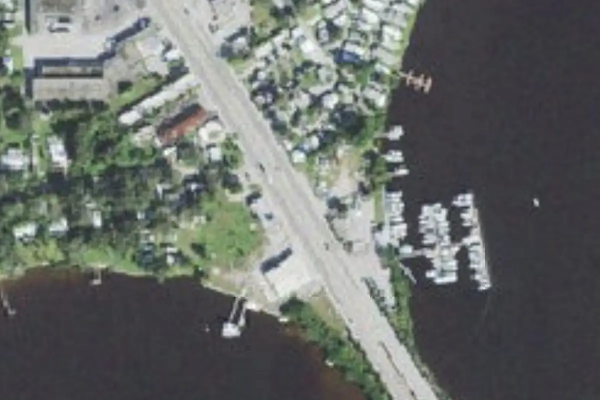 Aerial view of River's Edge Mobile Home Park