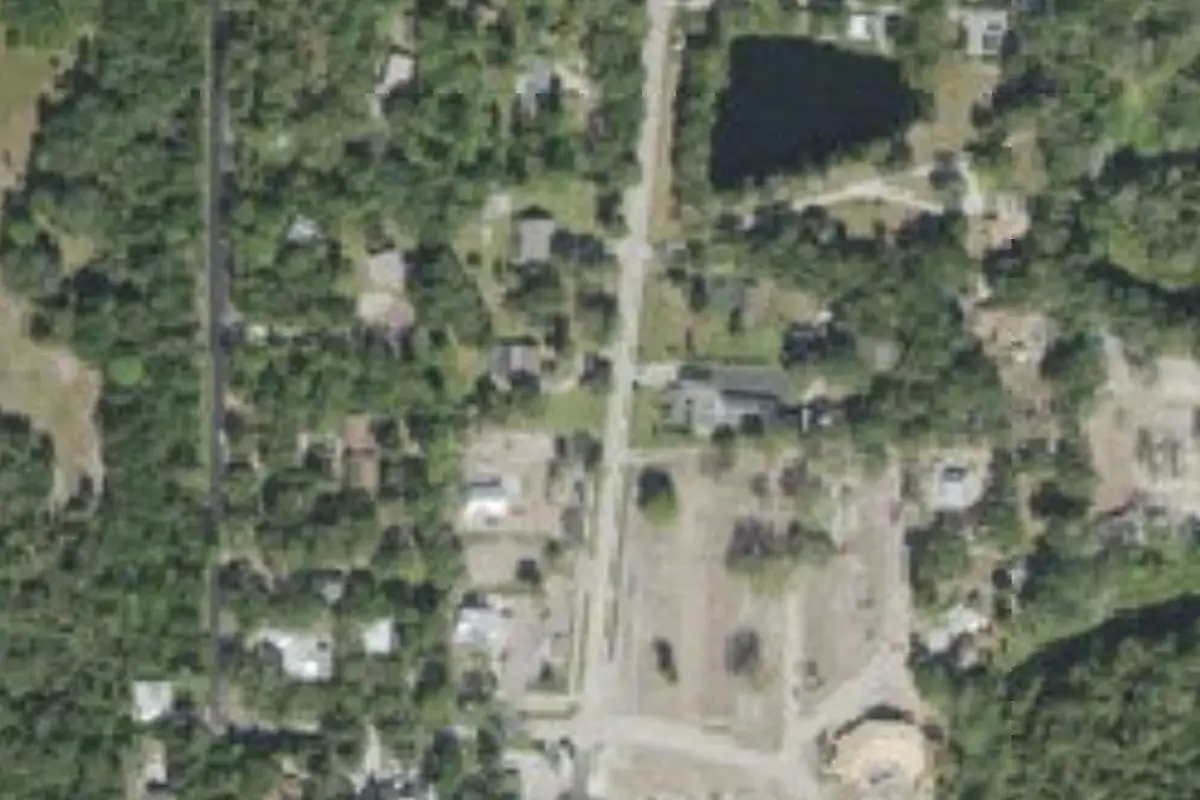 Aerial view of Linger Lodge RV Park
