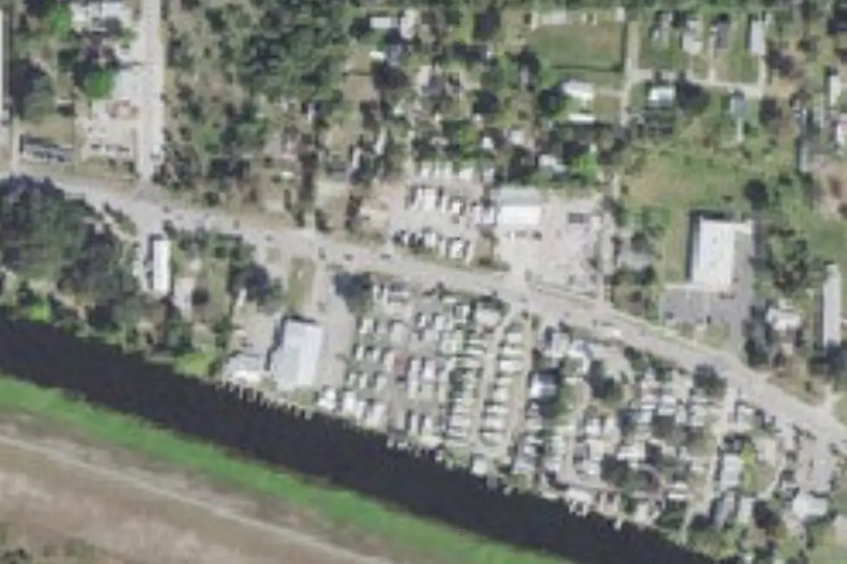Aerial view of Burke Water's Edge RV Park