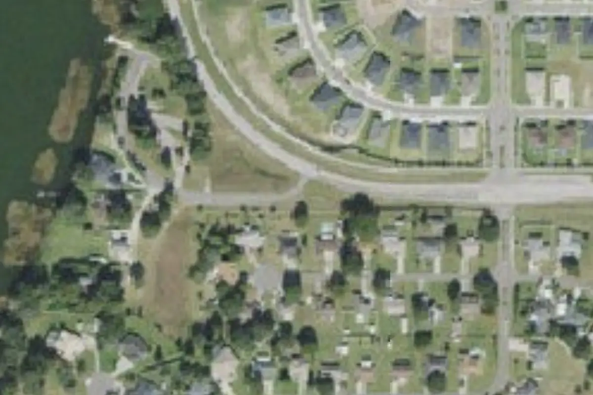 Aerial view of 21 Palms on Lake Juliana