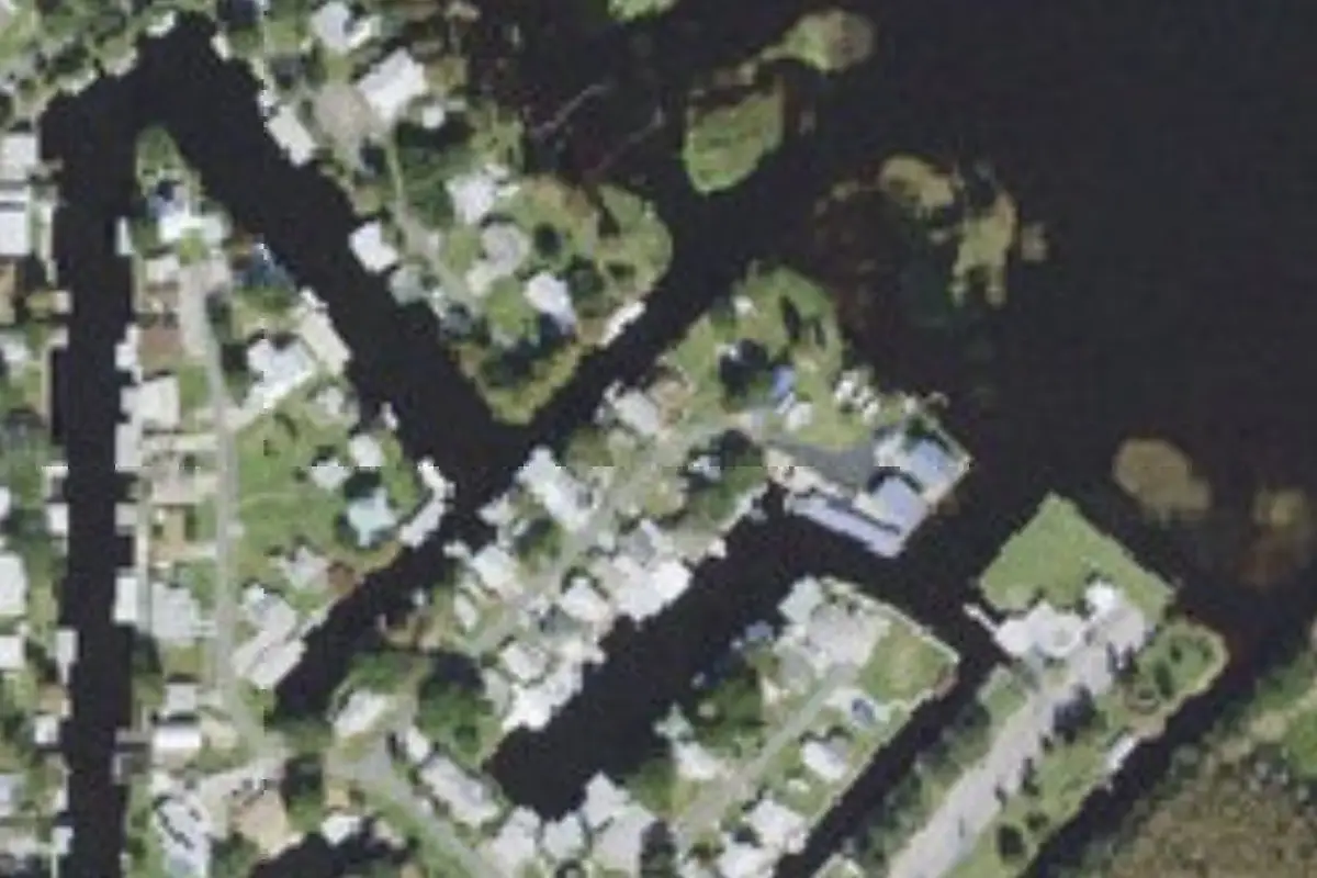 Aerial view of Lake Hatchineha Resort & RV Park