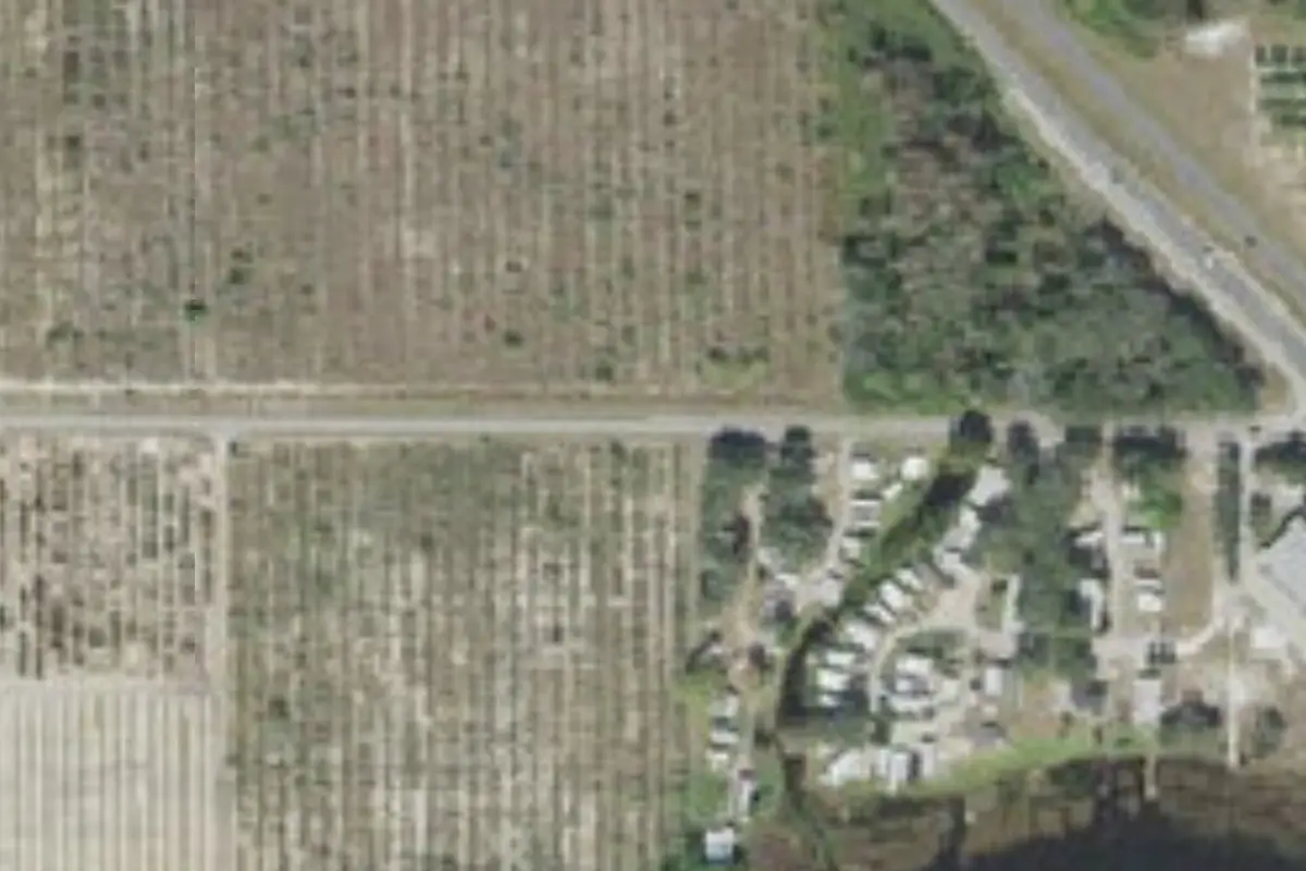 Aerial view of Lakeside Village at Avon Park