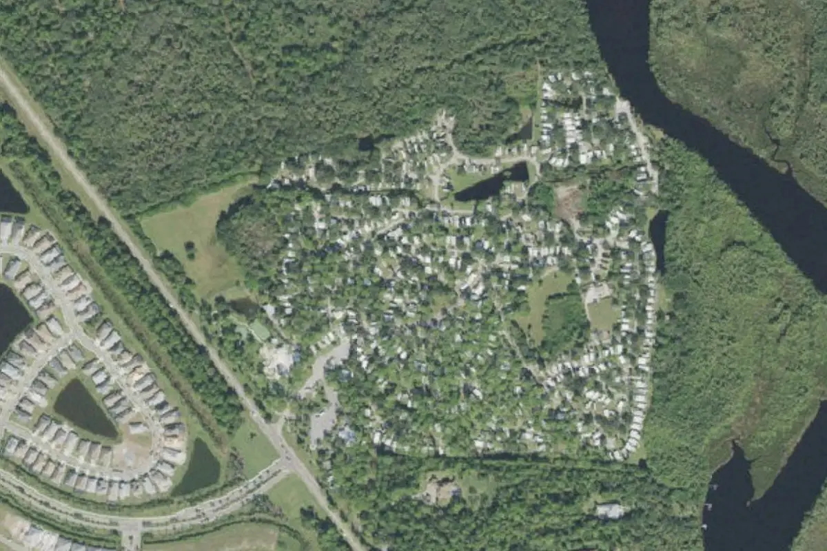 Aerial view of Ramblers Rest RV Resort