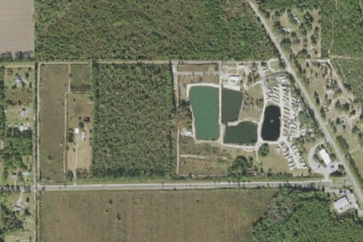 Aerial view of 4 Lakes Campground
