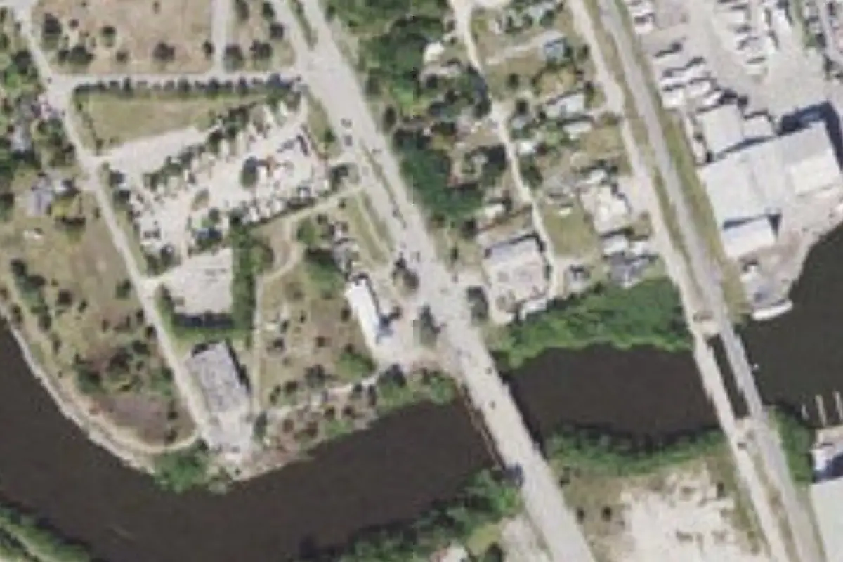 Aerial view of Fort Pierce Downtown KOA Journey