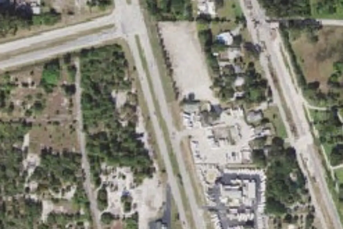 Aerial view of Manatee Mobile Home & RV Park