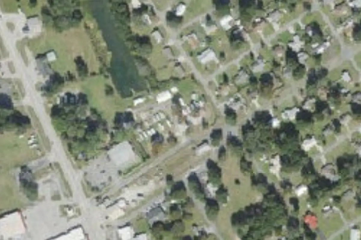 Aerial view of Sunny Shores MH & RV Resort