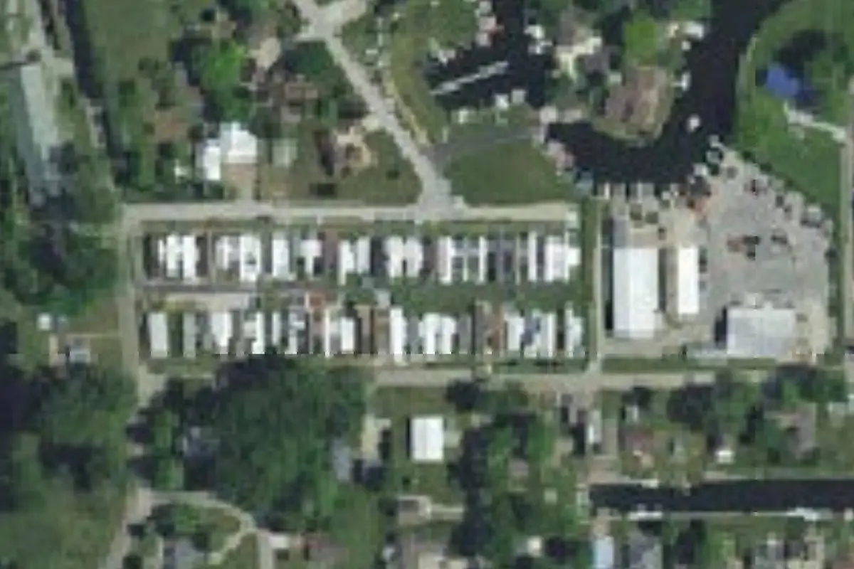 Aerial view of Tippy Mobile Court