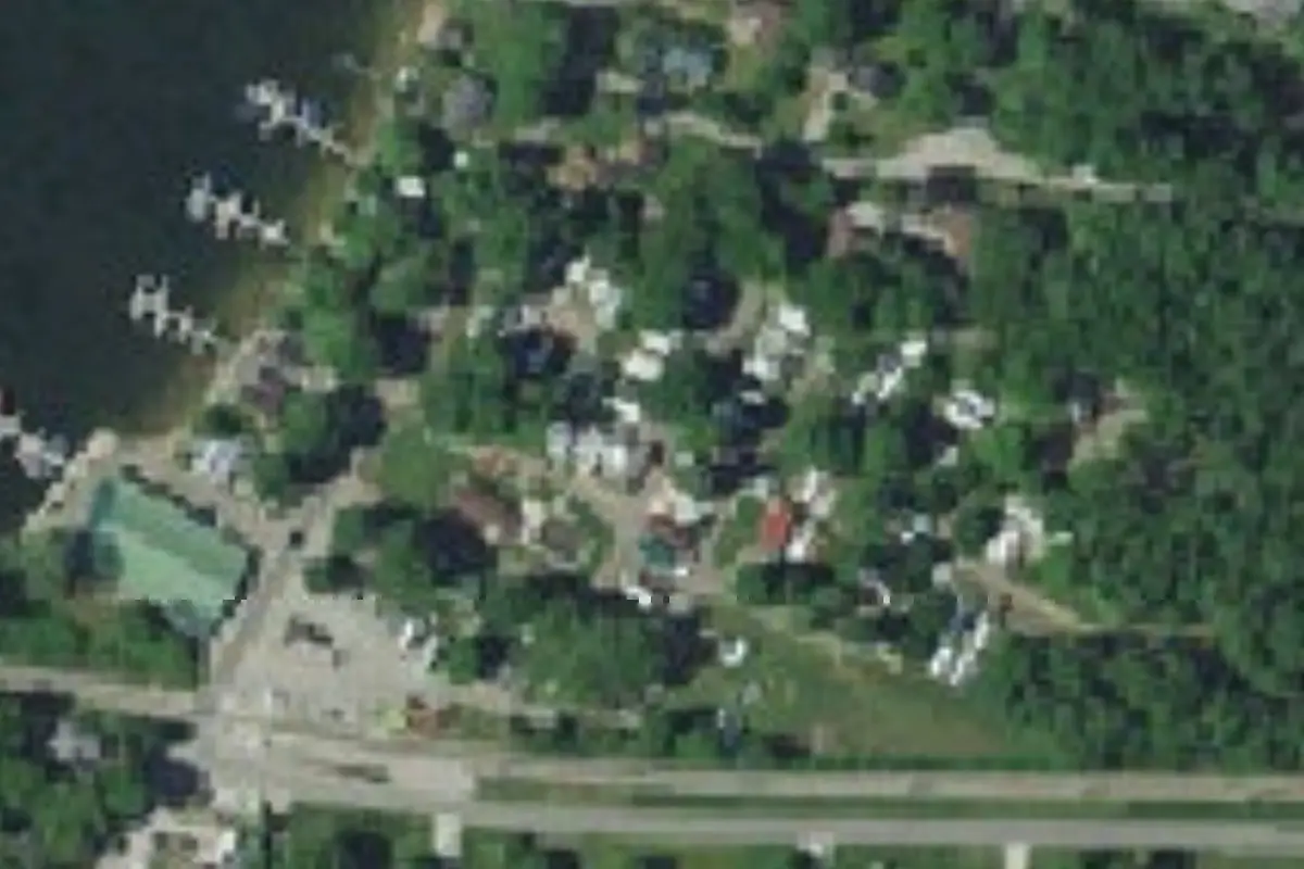Aerial view of Lakeside RV Resort