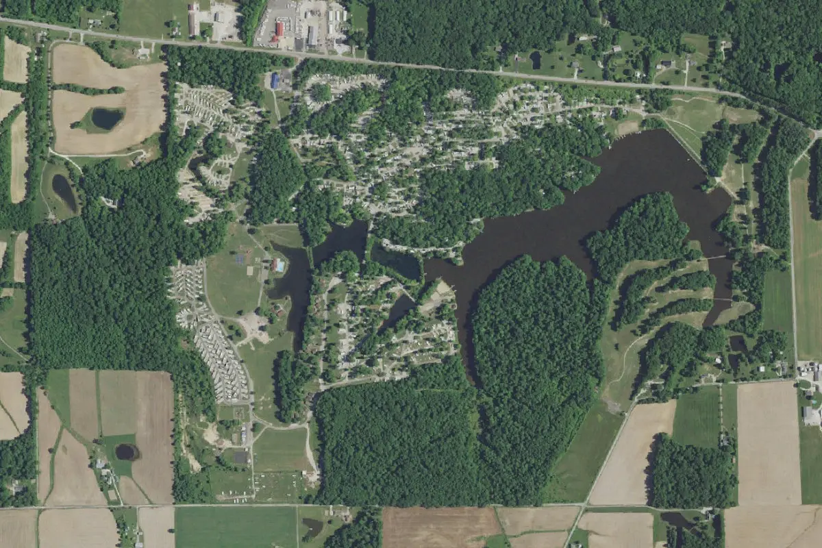 Aerial view of Batesville KOA Journey